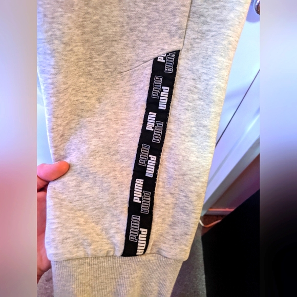 PUMA Ladies Grey Joggers - Picture 3 of 9